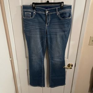 Apt. 9 Bootcut. Size 16